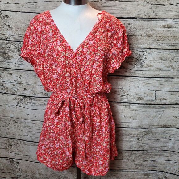 BEBOP Floral Cap Sleeve Surplice Neckline Shorts Romper Juniors Rayon Size XL - Picture 2 of 7